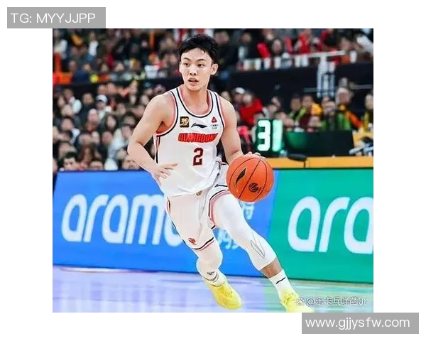 徐杰的篮球之路从青涩少年到CBA明星的成长故事与奋斗历程